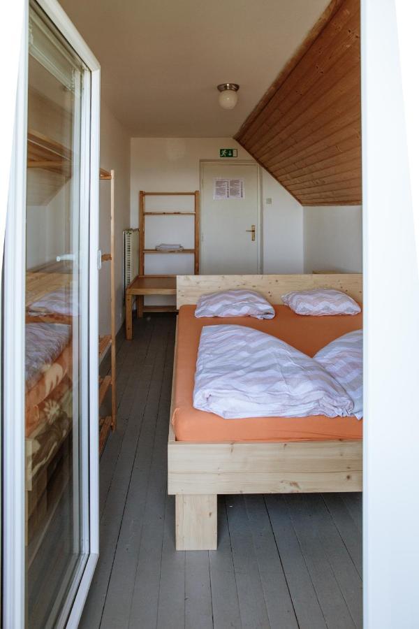 Bed and Breakfast Dom Na Slivnici Церкница Экстерьер фото